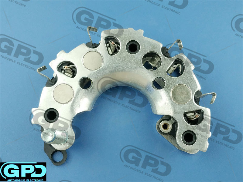 HXR633
